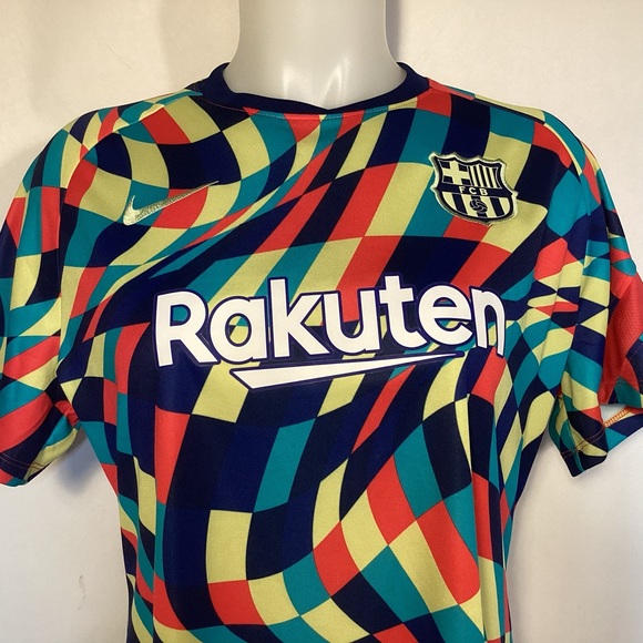 Nike FC Barcelona Soccer Jersey Women’s size Large pre match jersey - Picture 2 of 10